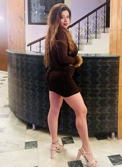 how to book call girls online